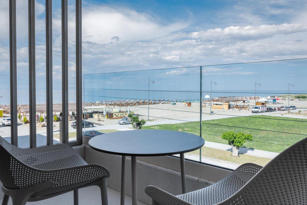 Pantheon Sea View Aparthotel Neoi Poroi Exterior photo